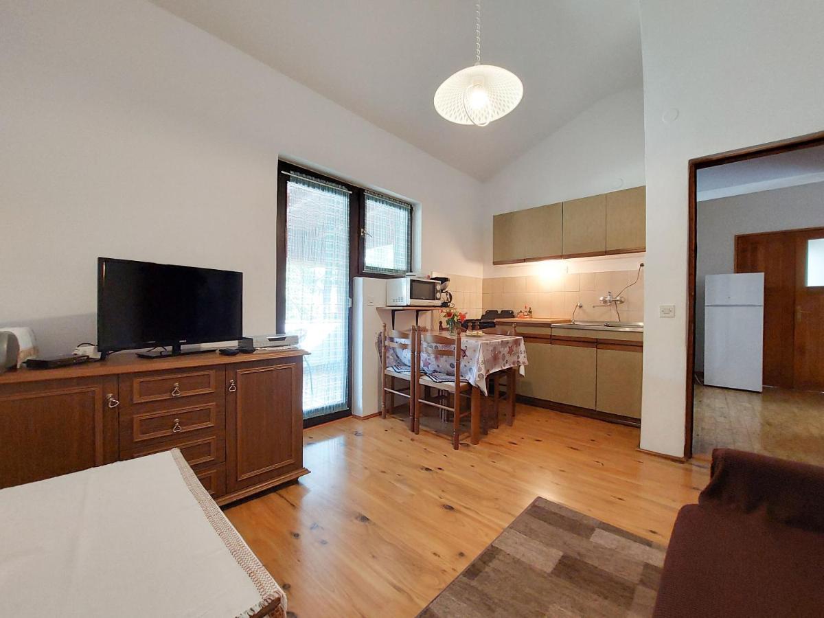 Apartments Vilim Pinezići Dış mekan fotoğraf