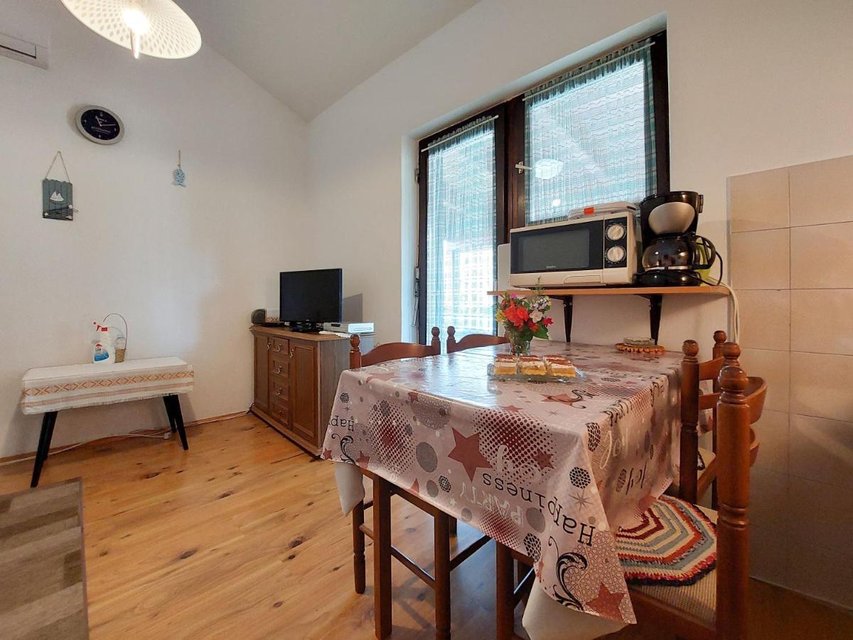 Apartments Vilim Pinezići Dış mekan fotoğraf