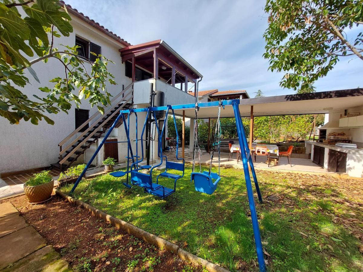 Apartments Vilim Pinezići Dış mekan fotoğraf